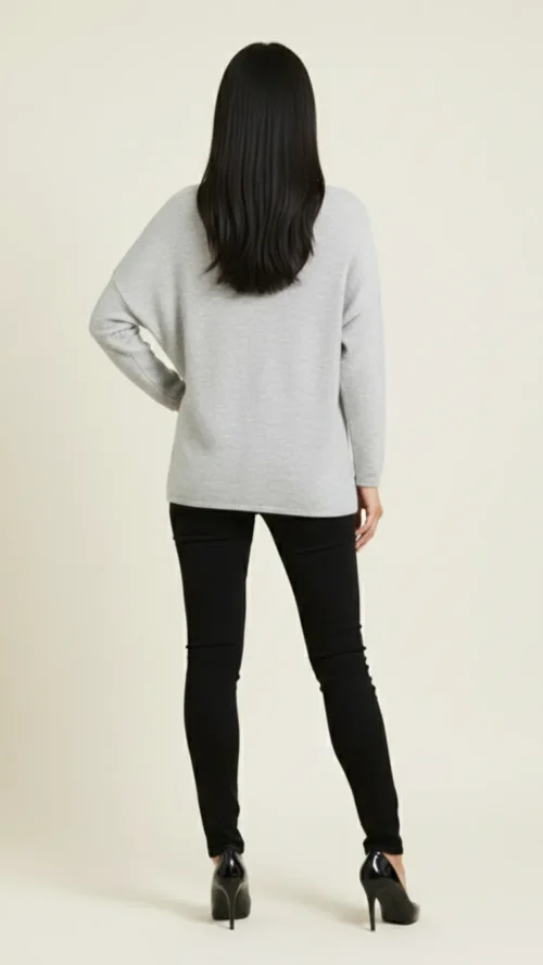 Pull gris col V dentelle guipure et maille douce